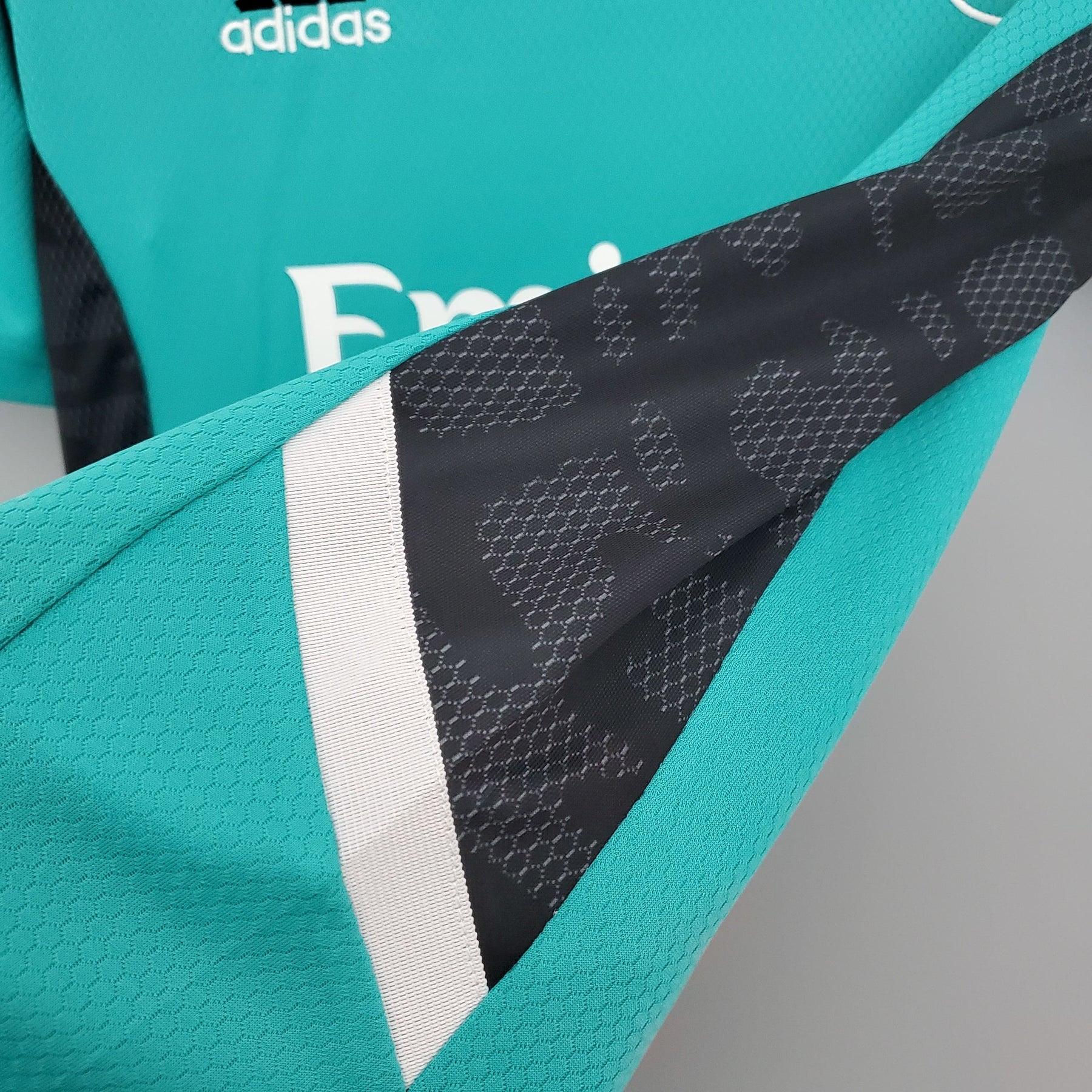 Camisa de Treino Real Madrid 21/22 – Verde