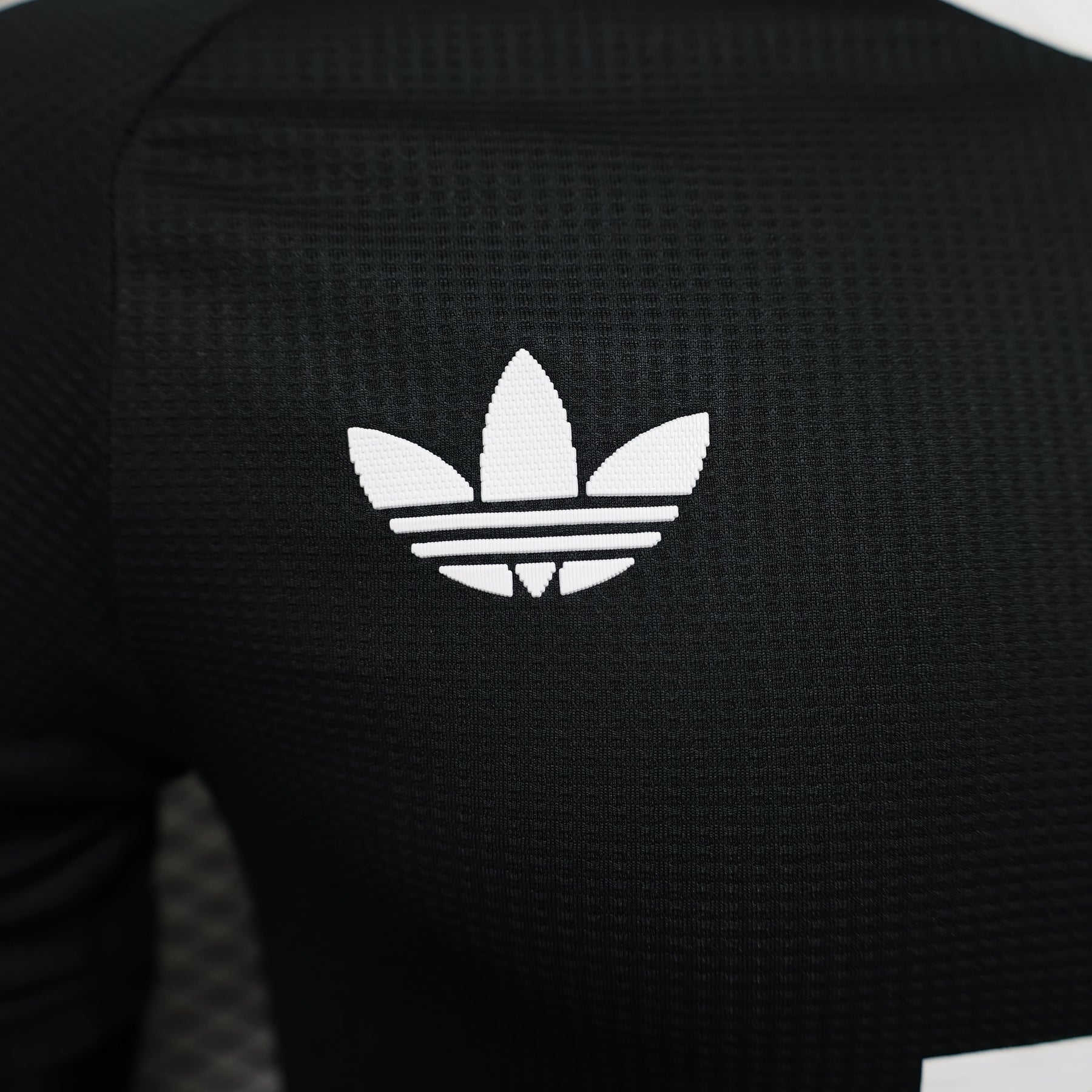 Camisa Bayern de Munique 24/25 – Edição Jogador Goleiro Preta