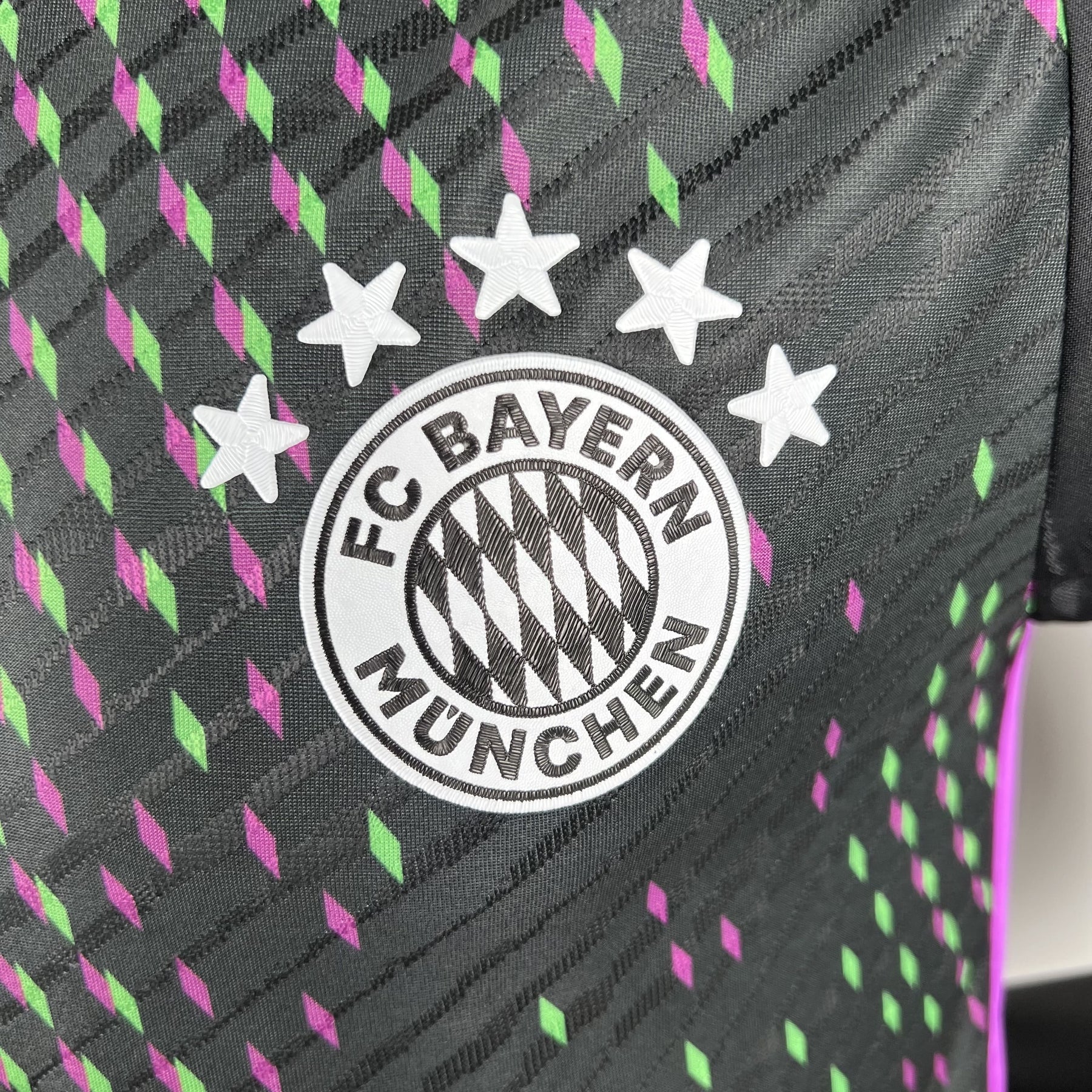 Camisa Bayern de Munique 23/24 – Edição Jogador Away