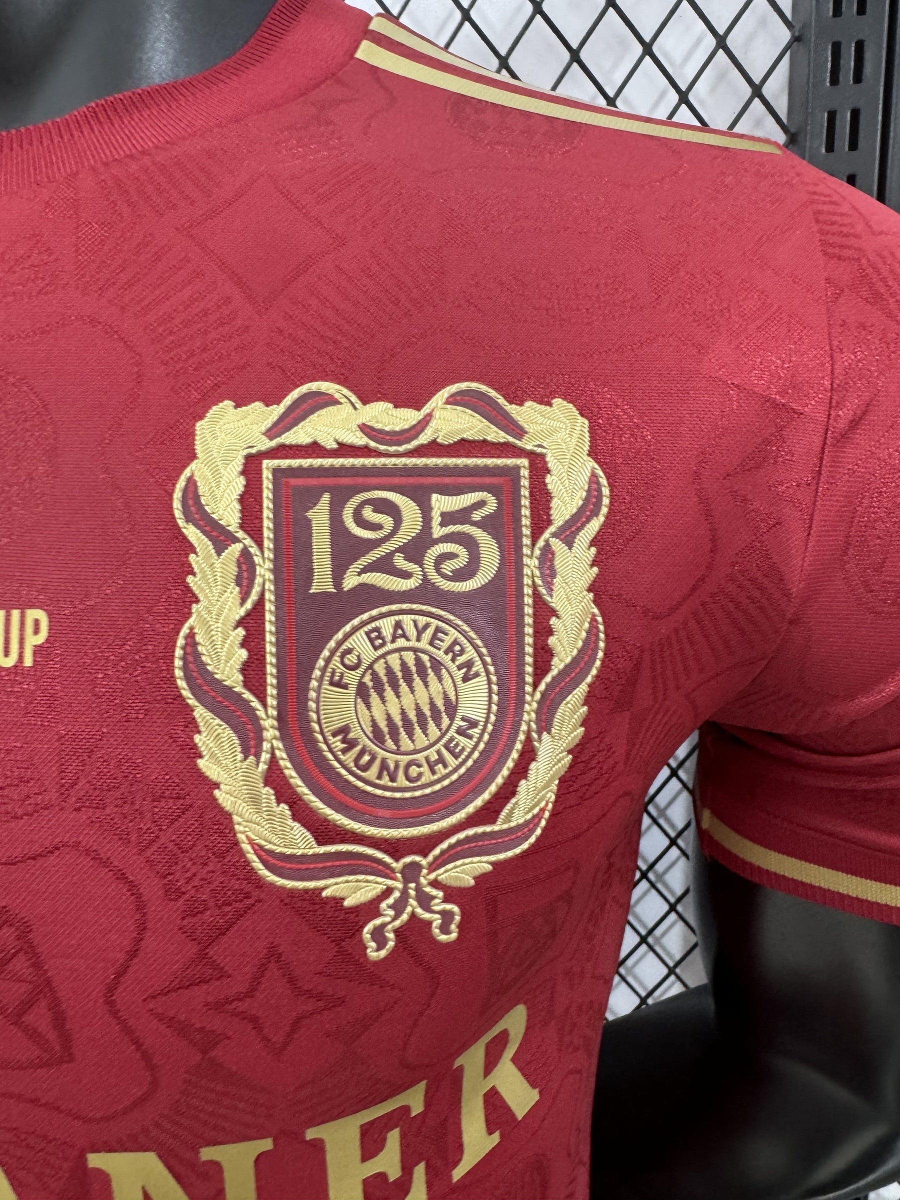 Camisa Bayern de Munique 25/26 – Edição Comemorativa 125 Anos Player Edition