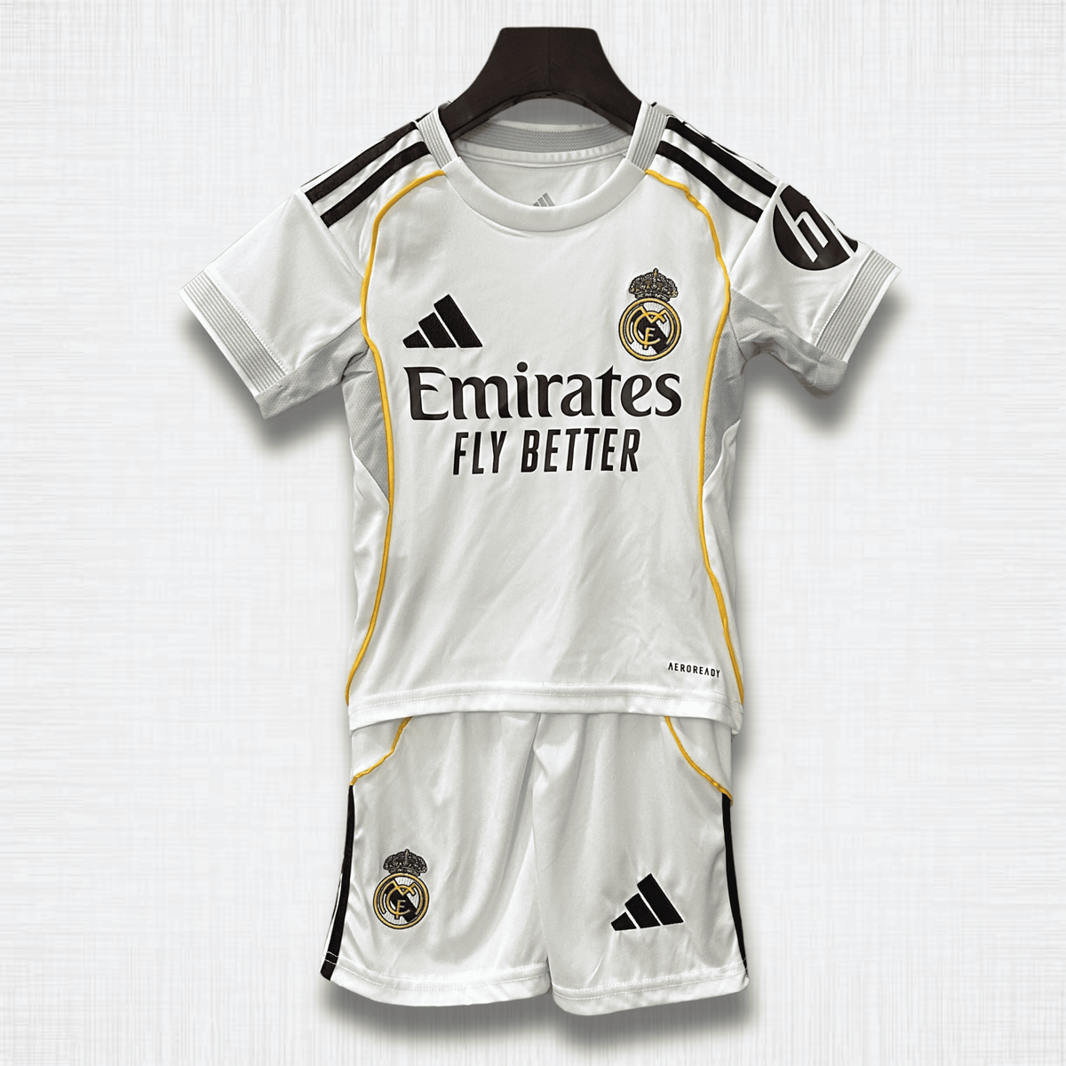 Conjunto Infantil Real Madrid 25/26 – Home