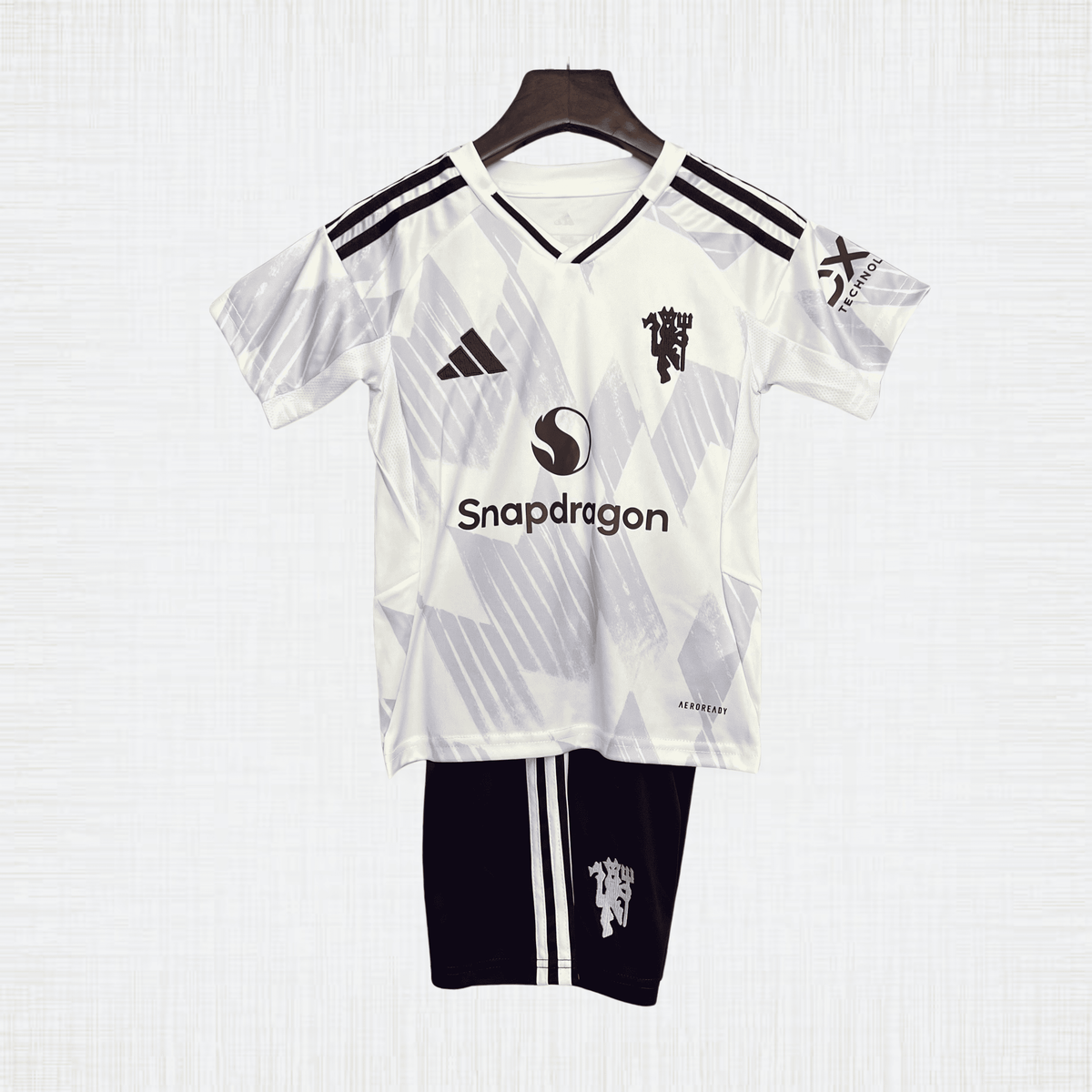 Kit Infantil Manchester United 2025/26 – Away | Torcedor