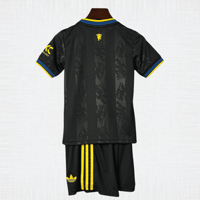 Kit Infantil Manchester United 2025/26 – Terceiro Uniforme | Torcedor