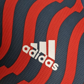 Camisa Bayern Munich 22/23 – Versão Jogador Treino adidas