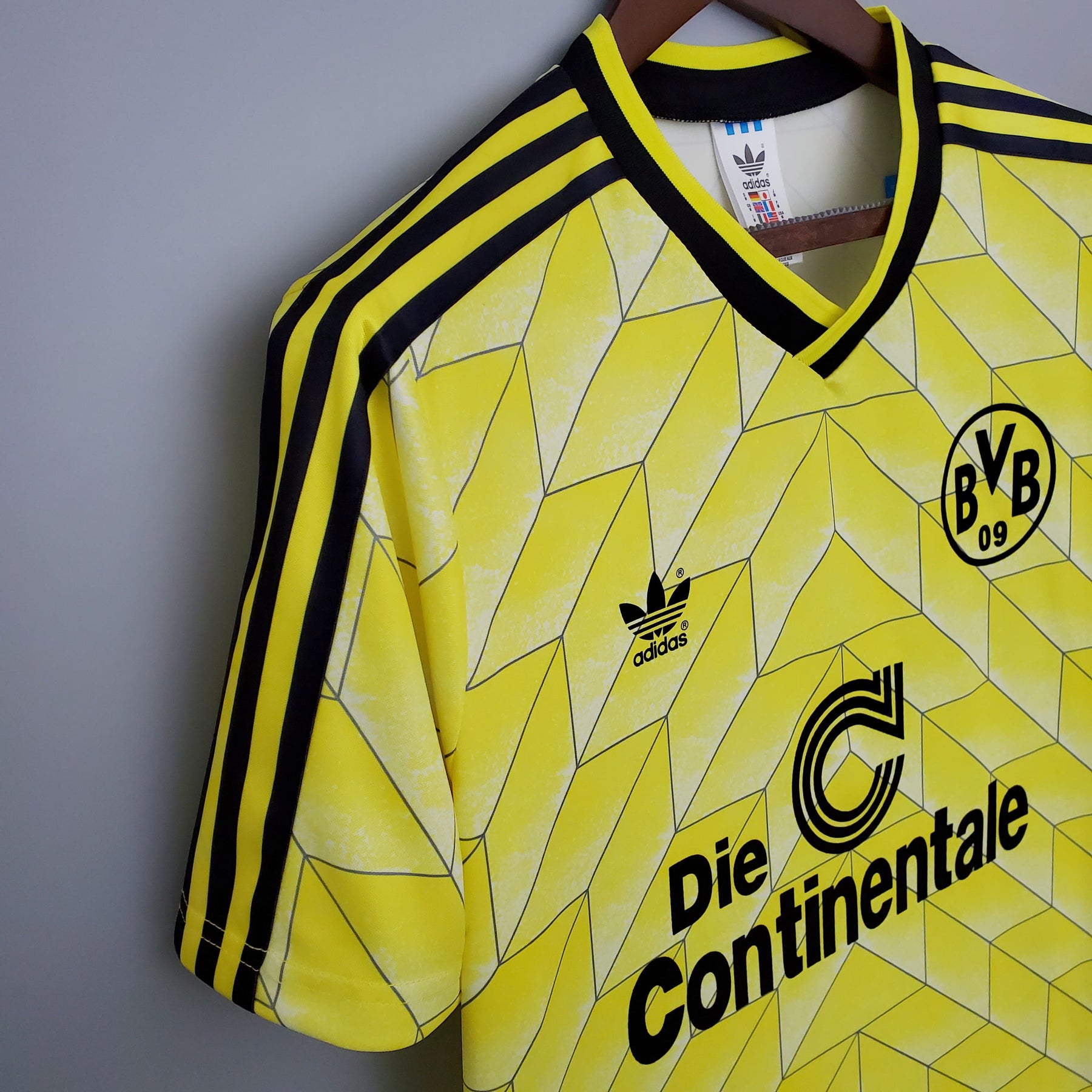 Camisa Retrô Borussia Dortmund 1988 – Home Torcedor