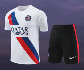 Conjunto de Treino PSG 23/24 – Masculino Preto e Branco
