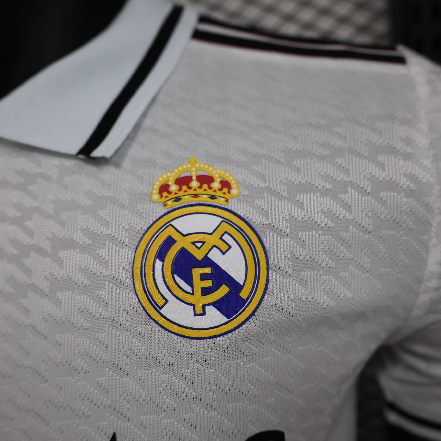 Camisa Real Madrid 24/25 – Modelo Jogador Edição Especial