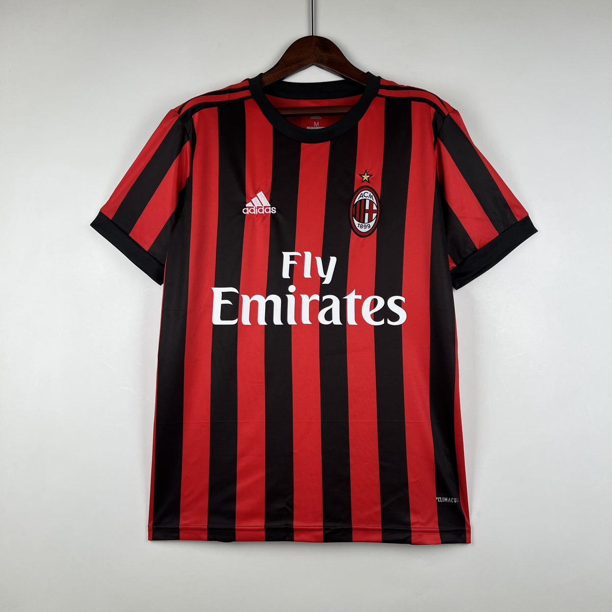 Camisa Retrô AC Milan 17/18 – Modelo Home