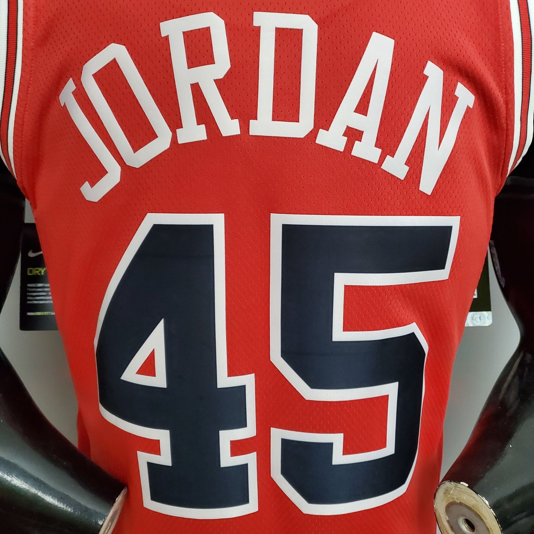 Camisa NBA Chicago Bulls Jordan #45 Vermelha