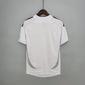Camisa Real Madrid – Edição Teamgeist Branca
