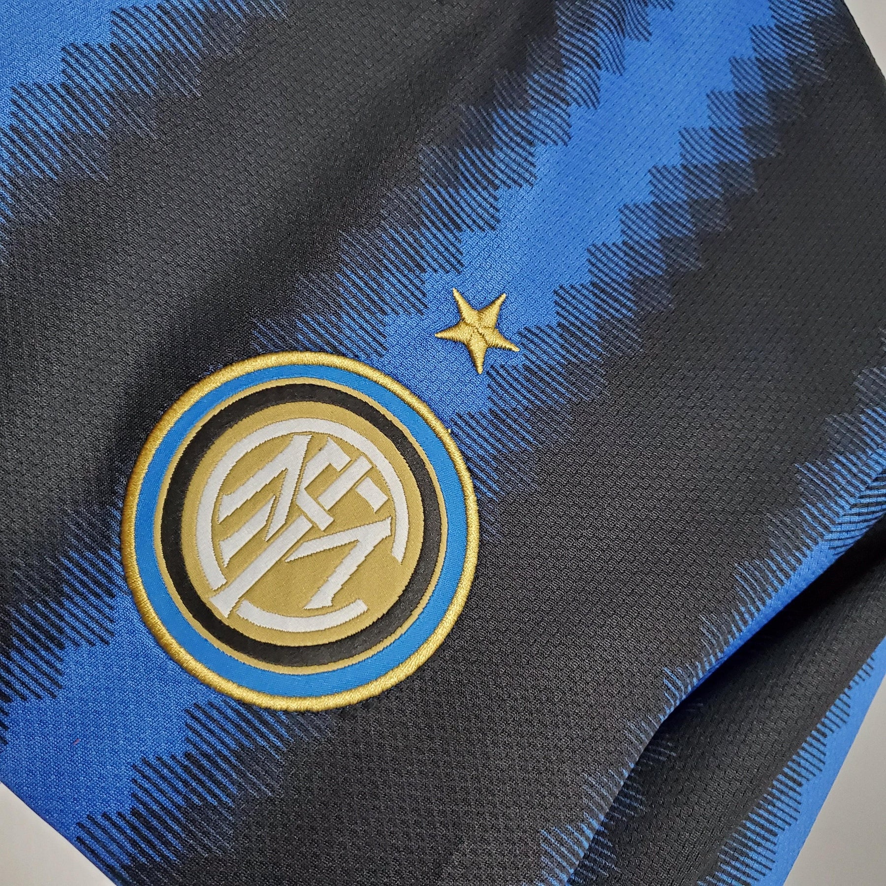 Camisa Manga Longa Retrô Inter de Milão I 10/11 Nike - Azul e Preto