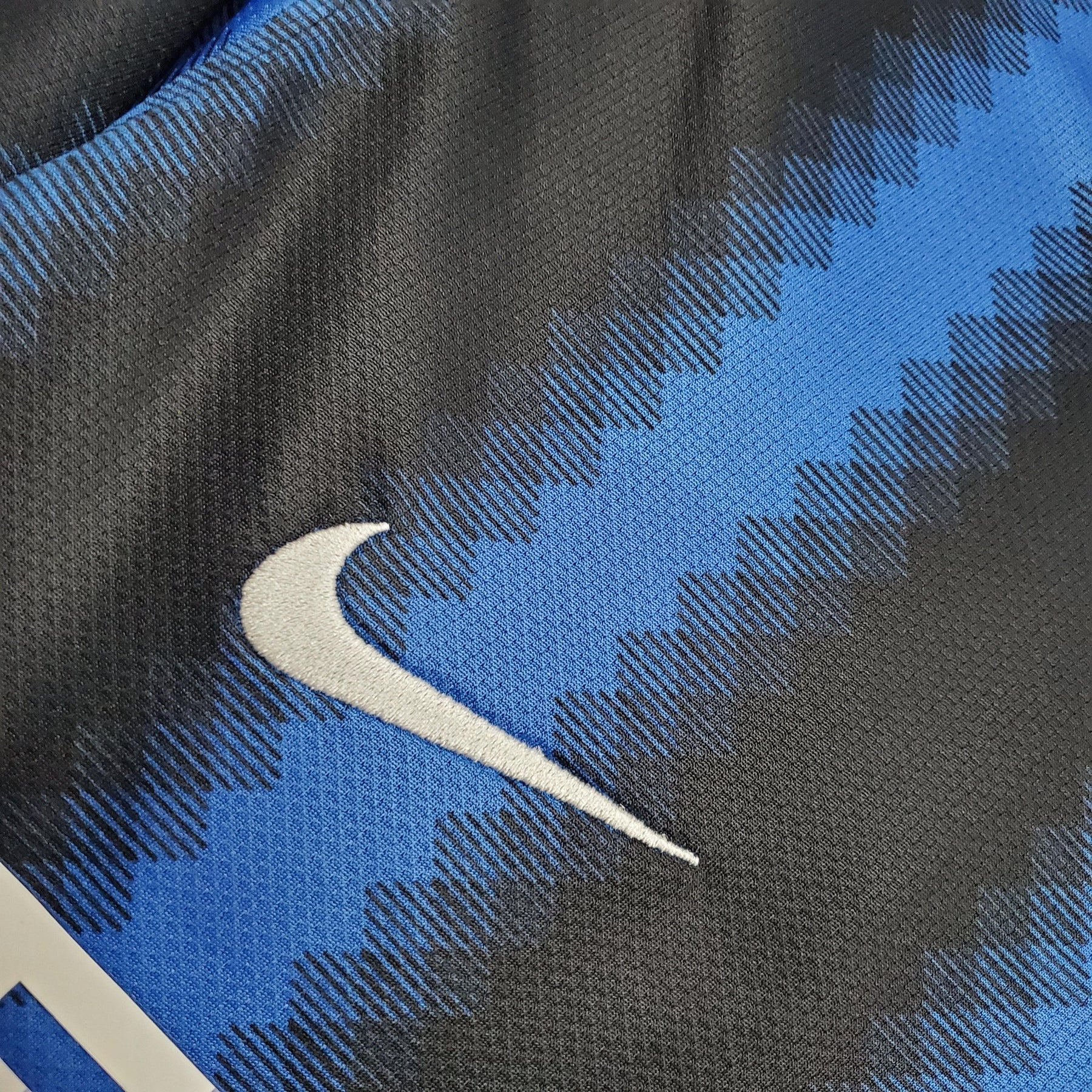 Camisa Manga Longa Retrô Inter de Milão I 10/11 Nike - Azul e Preto
