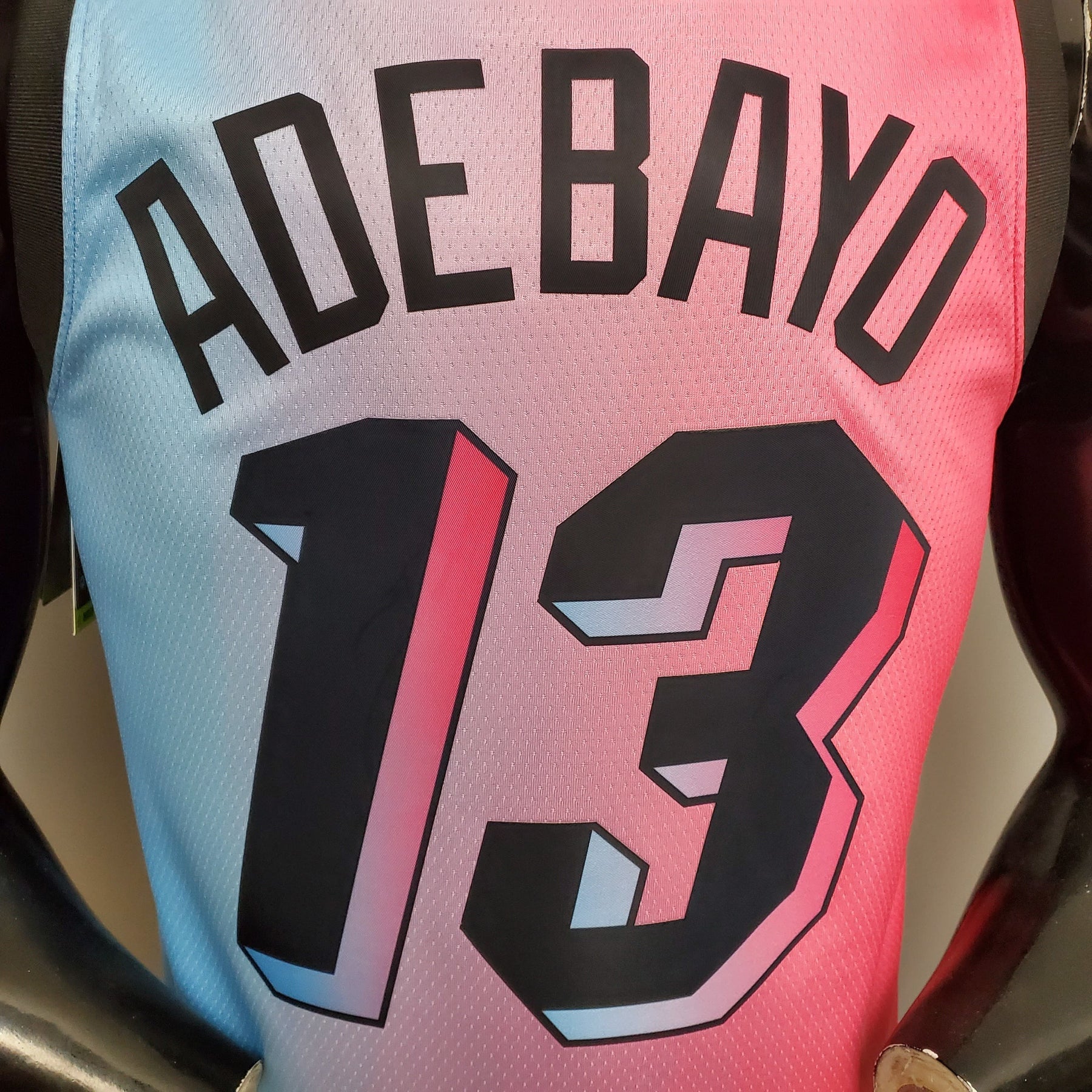 Camisa NBA Miami Heat Adebayo #13 City Edition Rosa e Azul