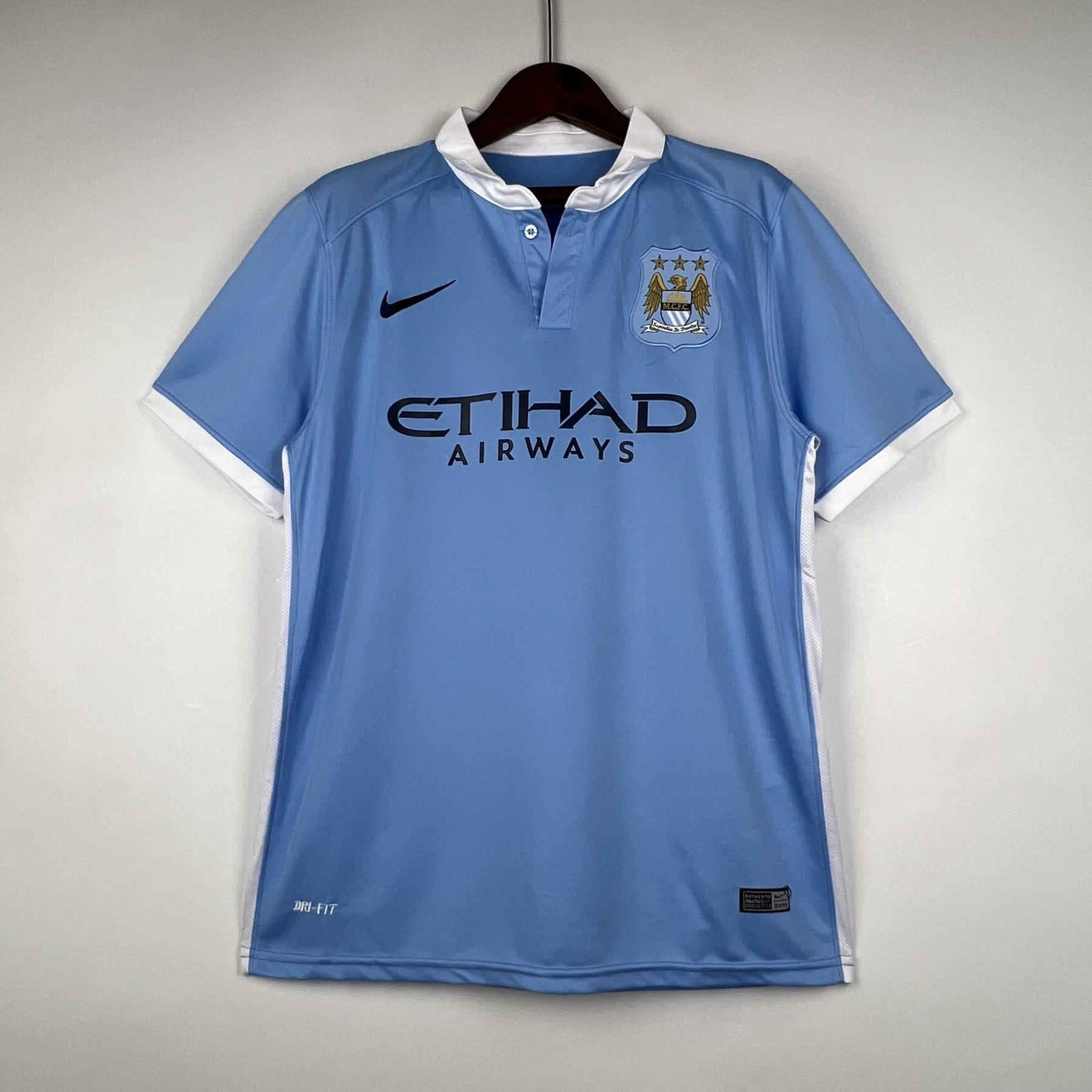 Camisa Retrô Manchester City 2015/16 – Uniforme Titular Torcedor Masculina